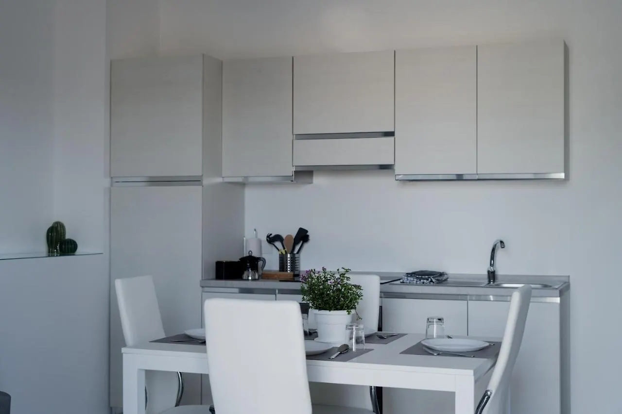 Domus Residence - Lucrezio - Bari